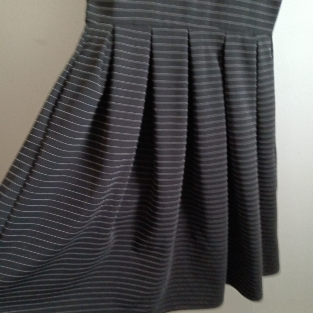LulaRoe Black Striped Dress - Picture 2 of 7